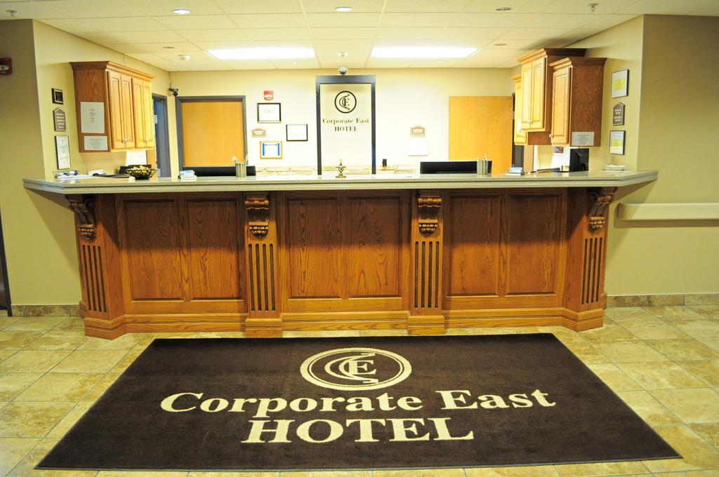 Corporate East Hotel Ulysses Exterior foto